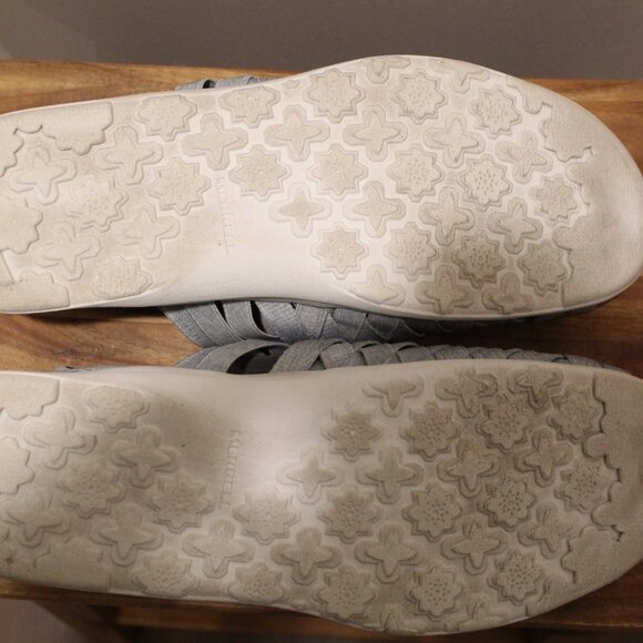 Gray Casual Stretch Weave Merrell Slip Ons - Sz 9 - Picture 6 of 7